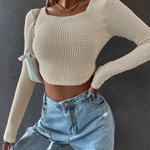 Solid Form Fitted Crop Top